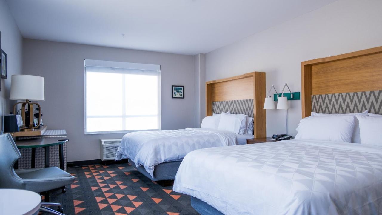 Holiday Inn & Suites Philadelphia W - Drexel Hill By Ihg Buitenkant foto