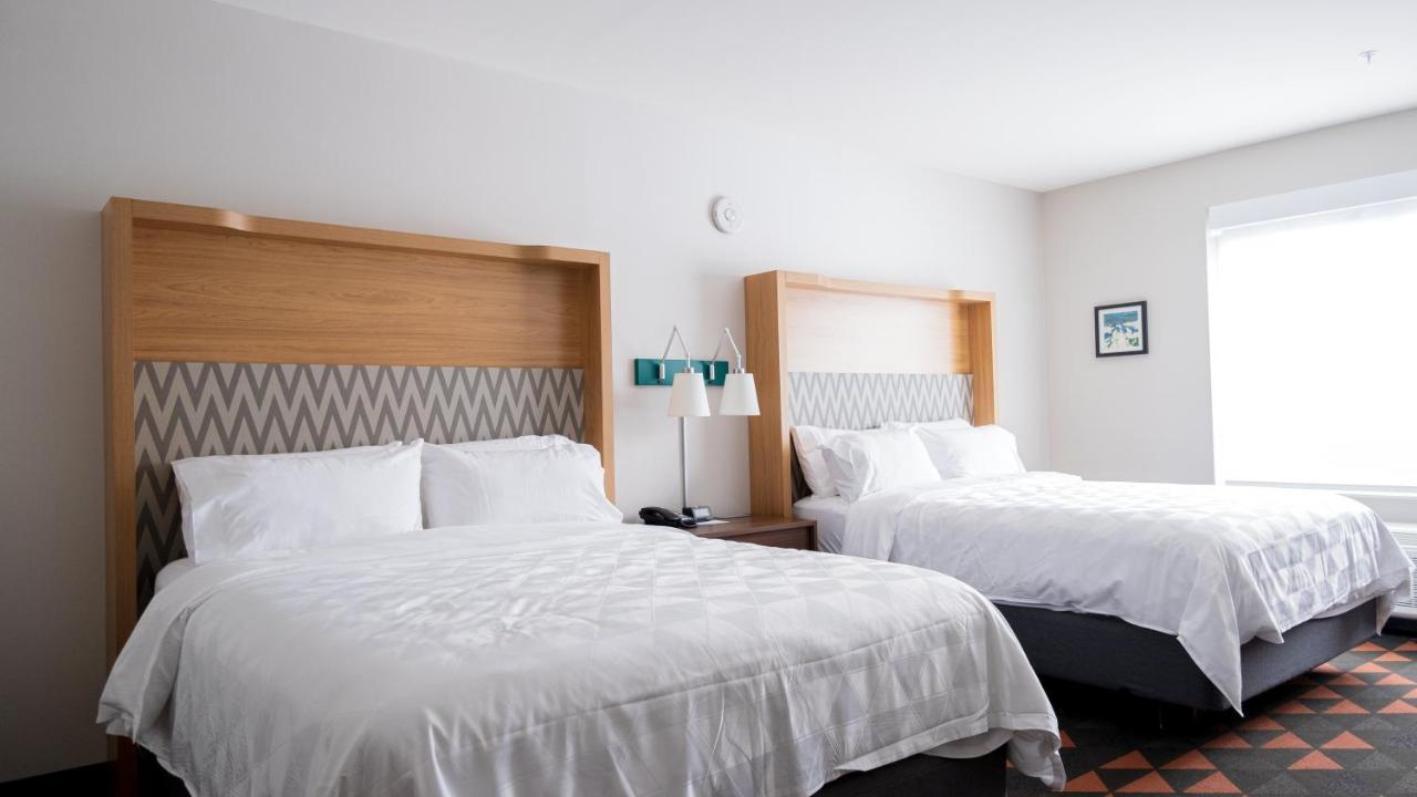 Holiday Inn & Suites Philadelphia W - Drexel Hill By Ihg Buitenkant foto